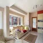 In With Sea Views Apartment