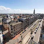 Appartement In With Sea Views Blankenberge
