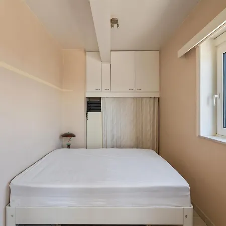 Appartement In With Sea Views