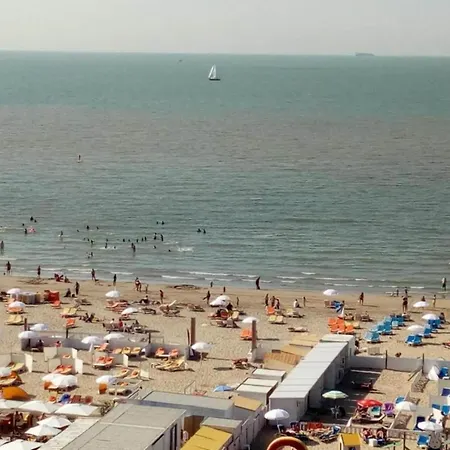 Appartement In With Sea Views Blankenberge