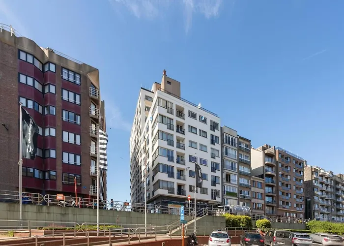 아파트 In With Sea Views *